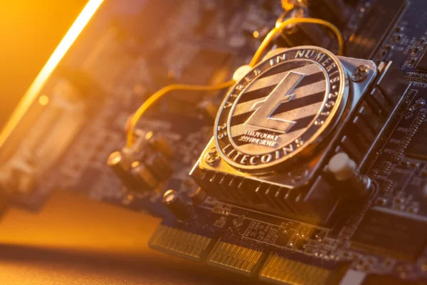 Litecoin’s Market Momentum Builds as DeFi Competition Heats Up