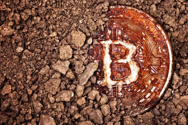 Early Bitcoin Miner Awakens: 15-Year-Old Coins Move
