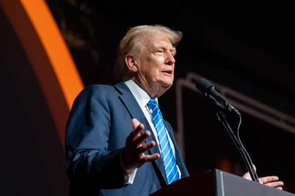Trump Deepens Crypto Ties: Bakkt Acquisition Talks and Coinbase Meeting Signal Major Shift