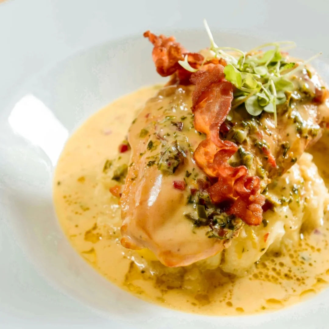Pollo al queso y tocineta