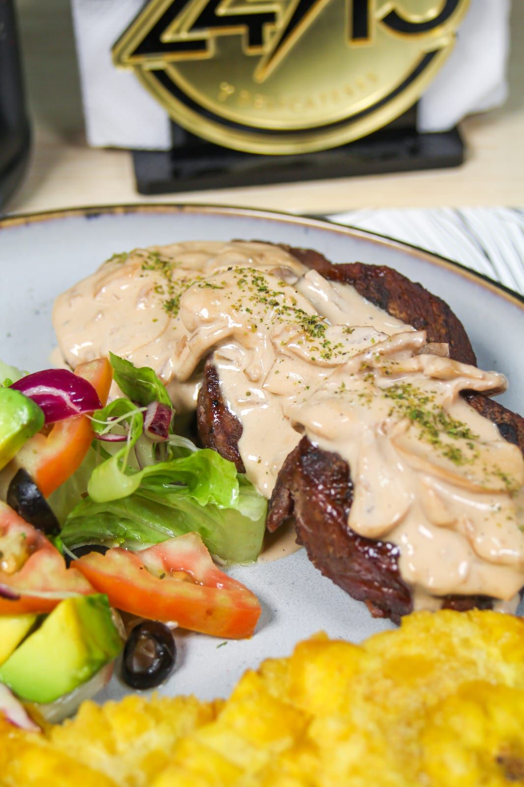 Medallones de lomito al champiñón