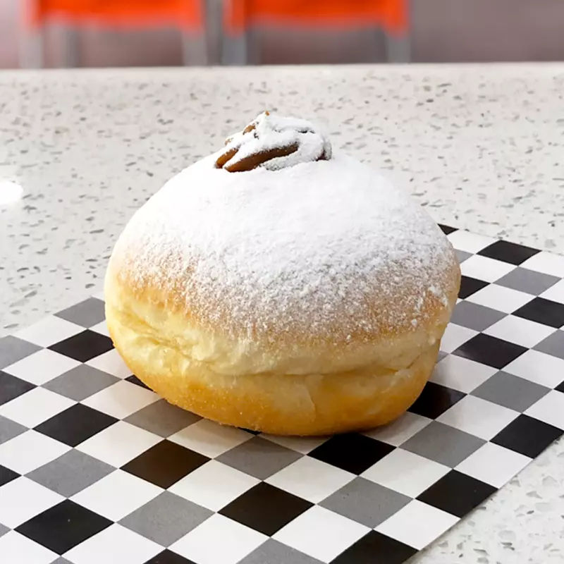 Donut Rellena de Arequipe