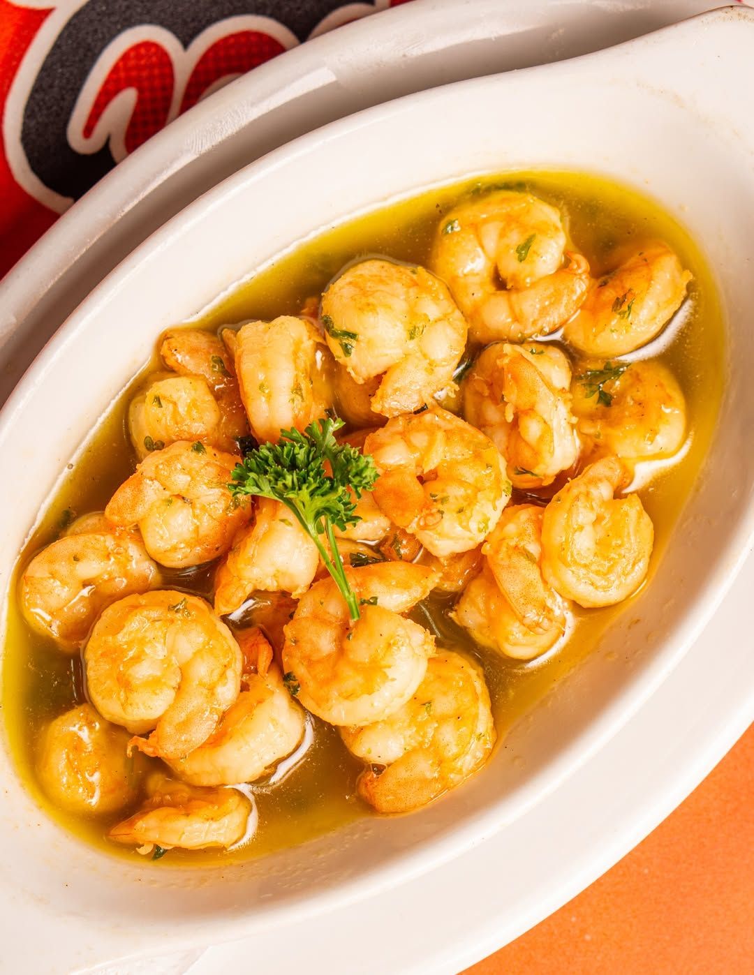 Camarones al ajillo