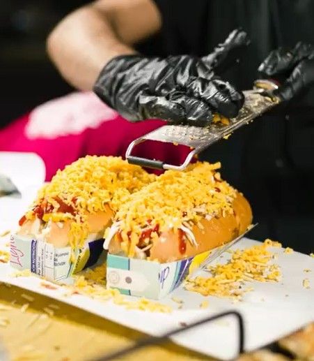 Perro con queso