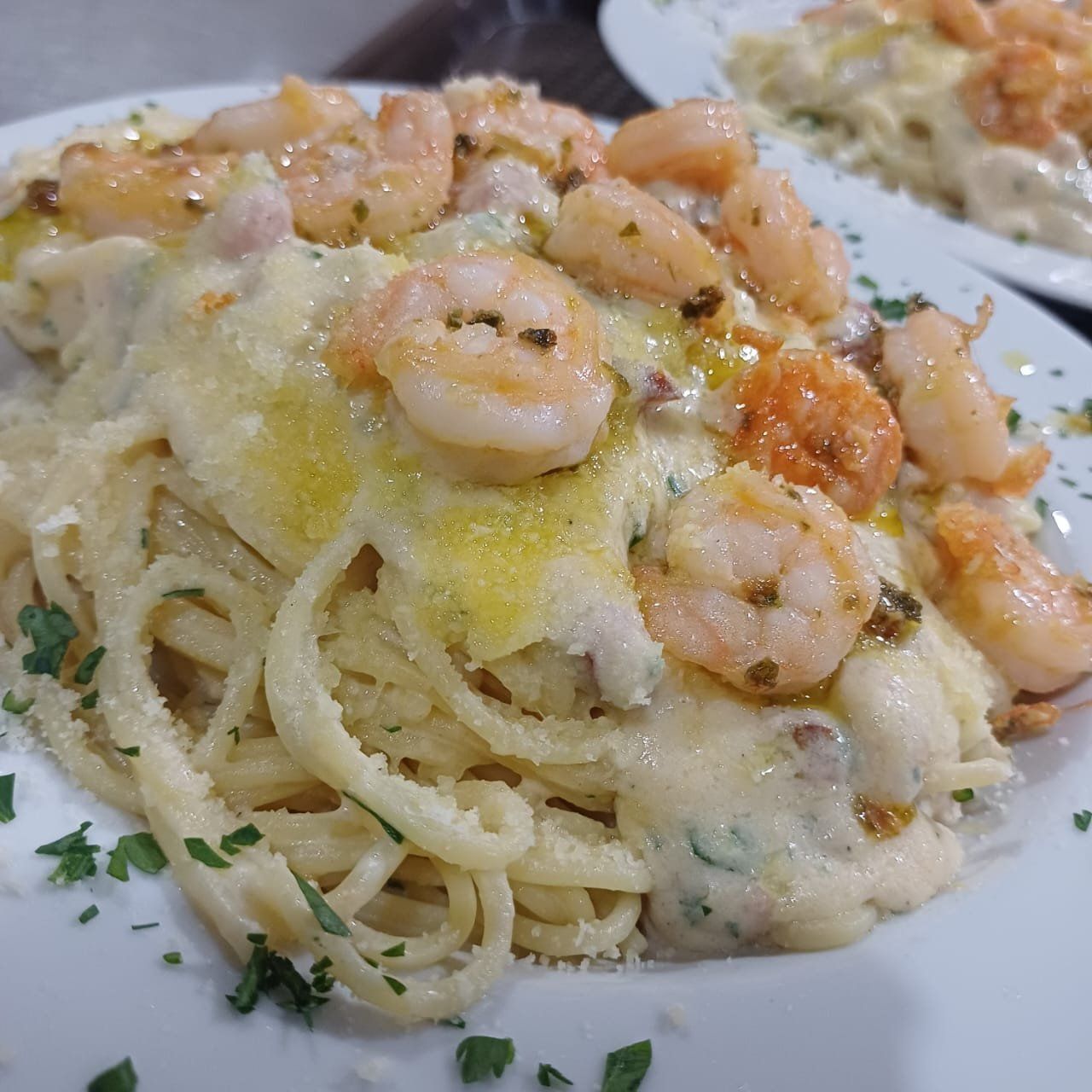Pasta Carbonara con Camarones