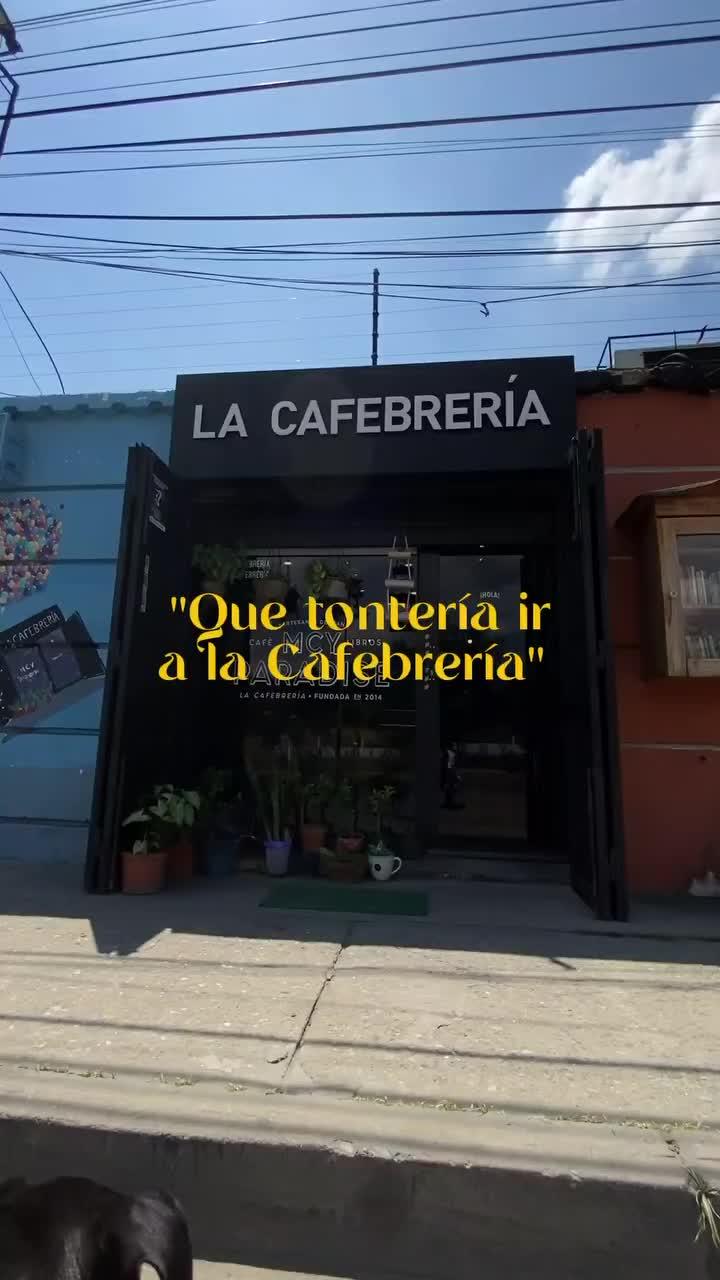 Nuestro deseo es crearles momentos en su memoria para que digan: ¿Recuerdas esa vez en la cafebreria? 📚☕️🫶

Si has compartido un momento especial con nosotros, nos encantaría leerte 👀