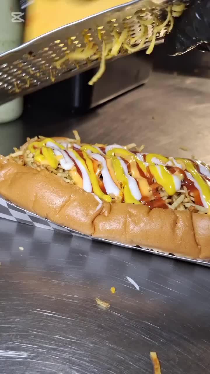 Sabias que también tenemos perros caliente?
