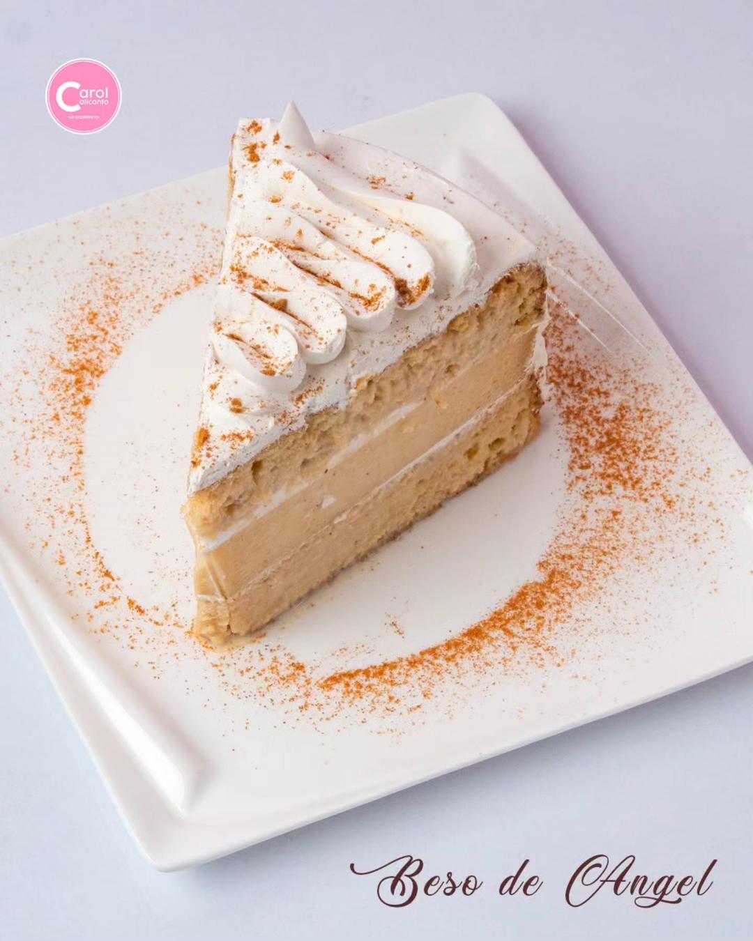 ¿Necesitas un momento de paz en tu día? 😋

Sumérgete en la Dulzura Total de nuestro "Beso de Angel". Una obra de arte de la pastelería esperándote en Carolcakecalicanto. 🍰✨

#Pasteleriarosademaracay #tortaspersonalizadas #Carolcakecalicanto #PostresMaracay 

📍 Visítanos Urb Calicanto Av Sucre diagonal al liceo Agustín Codazzi Maracay -Aragua 
📞0424-3785040
Delivery toda Maracay 🏍️🛵🚂🛵🚂
degustyapp