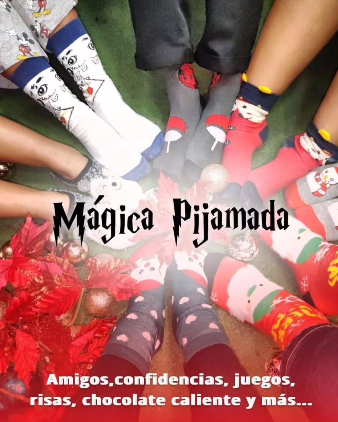 ✨El lugar donde TUS DESEOS MÁGICOS se HACEN REALIDAD 🪄
🎂 Celebra tu cumpleaños o el cumpleaños de un ser querido. Te apoyamos con la fiesta sorpresa🎉
📸 Haz tus sesiones de fotos inmersivas al estilo Hogwarts
🧑🏫 Asiste a nuestras Master Class, conferencias, o ven con tu grupo a estudiar o reuniones laborales. Tenemos WI FI sin costo adicional
👫Reúne a tus amigas y ven a una mágica pijamada de jueves a sábado de 7 a 11 pm
🎲 Pasa un rato divertido con tus amigos jugando UNO, nosotros tenemos las cartas 🃏
☕🍻🍔🫖 Disfruta del mejor café de Maracay, cerveza de mantequilla 🍻Hamburguesas, tequeños, snacks y más
📡 Disfruta de todo lo anterior sin preocupación y aumentando de nivel en CASHEA 👉 CASHEALO!! 🎶
🏃➡️Ven!!
📝 Reserva
🟡 Cashealo
¡Te esperamos!!
🗓️De lunes a domingo de 11 a.m. a 9 p.m.
📲 +58 412 4589026
📍HyperJumbo Mall Maracay nivel Patio Gastronómico
😋 Estamos en degustyapp