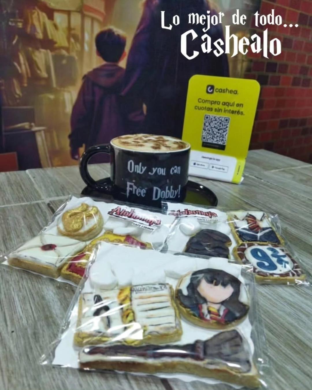 ✨El lugar donde TUS DESEOS MÁGICOS se HACEN REALIDAD 🪄
🎂 Celebra tu cumpleaños o el cumpleaños de un ser querido. Te apoyamos con la fiesta sorpresa🎉
📸 Haz tus sesiones de fotos inmersivas al estilo Hogwarts
🧑🏫 Asiste a nuestras Master Class, conferencias, o ven con tu grupo a estudiar o reuniones laborales. Tenemos WI FI sin costo adicional
👫Reúne a tus amigas y ven a una mágica pijamada de jueves a sábado de 7 a 11 pm
🎲 Pasa un rato divertido con tus amigos jugando UNO, nosotros tenemos las cartas 🃏
☕🍻🍔🫖 Disfruta del mejor café de Maracay, cerveza de mantequilla 🍻Hamburguesas, tequeños, snacks y más
📡 Disfruta de todo lo anterior sin preocupación y aumentando de nivel en CASHEA 👉 CASHEALO!! 🎶
🏃➡️Ven!!
📝 Reserva
🟡 Cashealo
¡Te esperamos!!
🗓️De lunes a domingo de 11 a.m. a 9 p.m.
📲 +58 412 4589026
📍HyperJumbo Mall Maracay nivel Patio Gastronómico
😋 Estamos en degustyapp