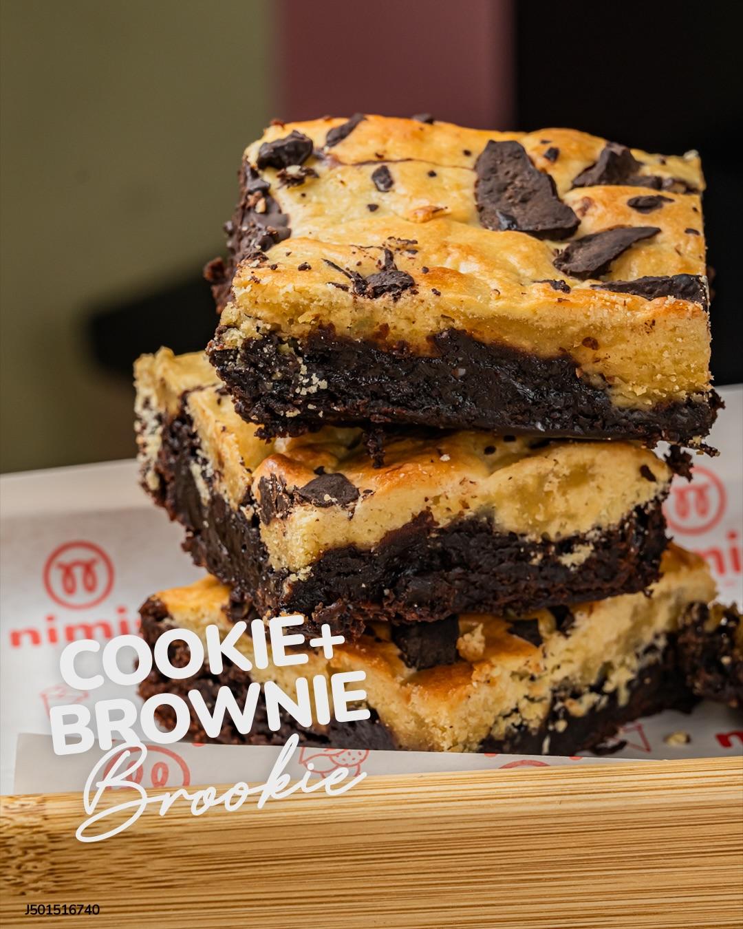 Nuestro Brookie ya es una tentación irresistible por sí solo, pero si lo pides acompañado con una bola de tu helado favorito, lo llevas a otro nivel ❤️

¡Crocante, fudge y con ese contraste de temperaturas perfecto que te va a encantar!

Pídelo hoy en tienda o por delivery y disfruta de su máximo sabor 🛵✨

degustyapp