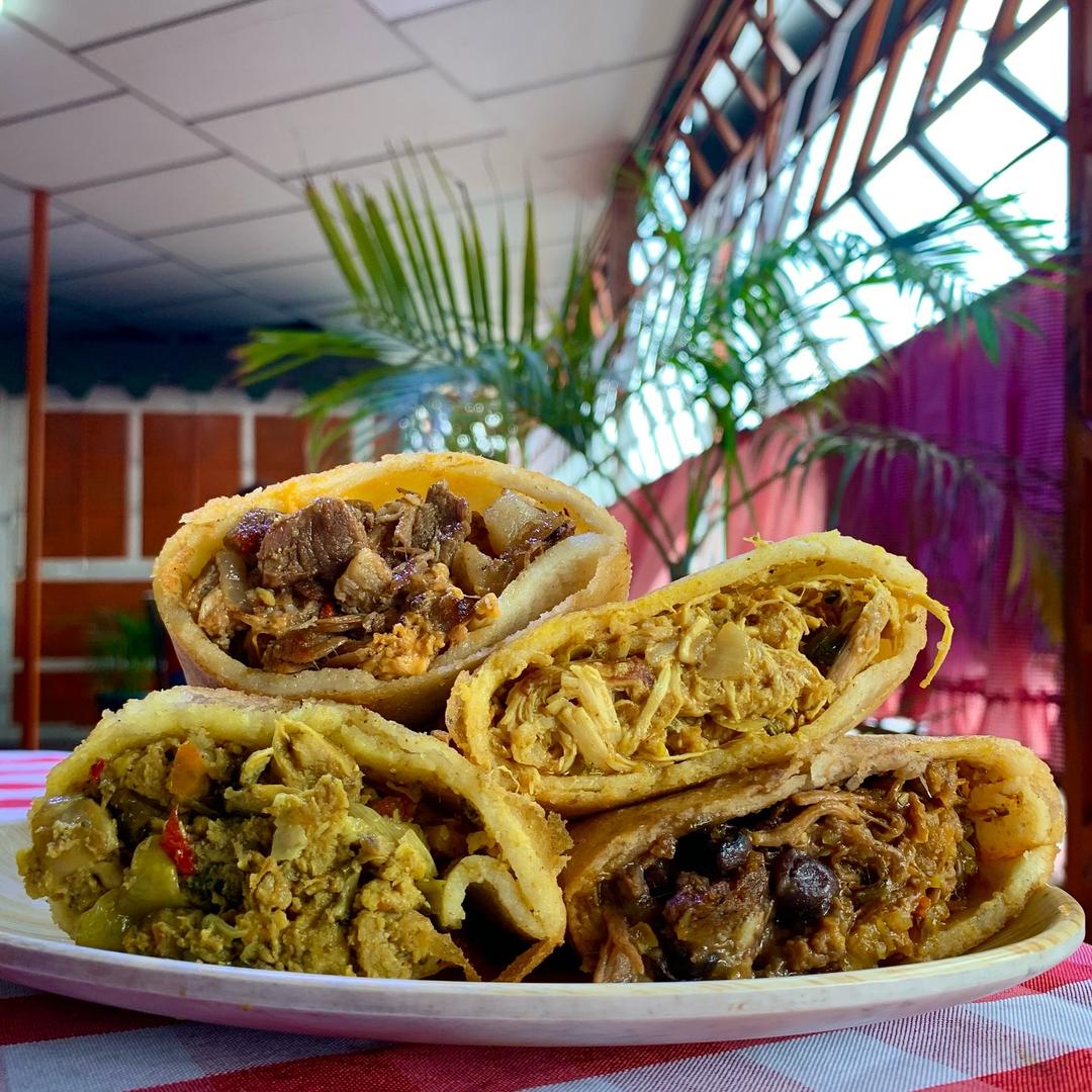 Tenemos gran variedad de sabores de empanadas. 🔥

¿Cual es tu favorita? 🤩 

Estamos ubicados en Av. Los Cedros, Maracay. A una cuadra de la bomba Bermúdez. 📍
degustyapp

#empanada #ascriollo #asgastronomico