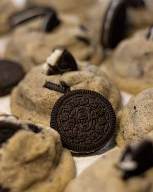 Maxi galletas de Oreo😍
Sabor auténtico y textura irresistible. 

Perfectas para cualquier momento del dia ✨ 

degustyapp 

#MaxiOreo #Galletas #Snack #merienda #deliver #maracay #ᴛᴜʀᴍᴇʀᴏ #cagua #chocolat #oreo #dulce #postre #tendencia #delivery