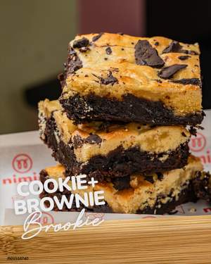 Nuestro Brookie ya es una tentación irresistible por sí solo, pero si lo pides acompañado con una bola de tu helado favorito, lo llevas a otro nivel ❤️

¡Crocante, fudge y con ese contraste de temperaturas perfecto que te va a encantar!

Pídelo hoy en tienda o por delivery y disfruta de su máximo sabor 🛵✨

degustyapp