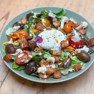 Baila con César - Ensalada