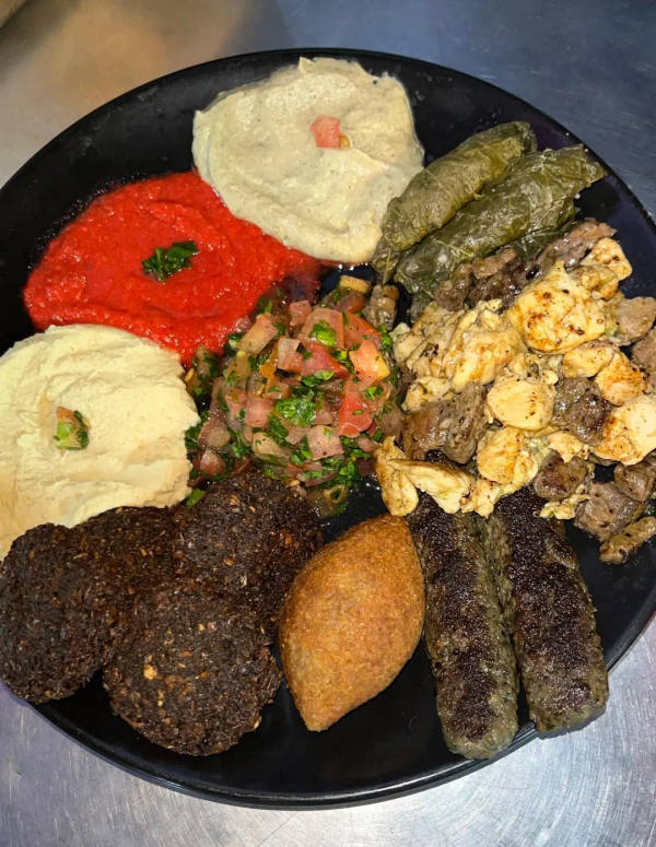 Plato mixto libanés (2 o 3 personas)