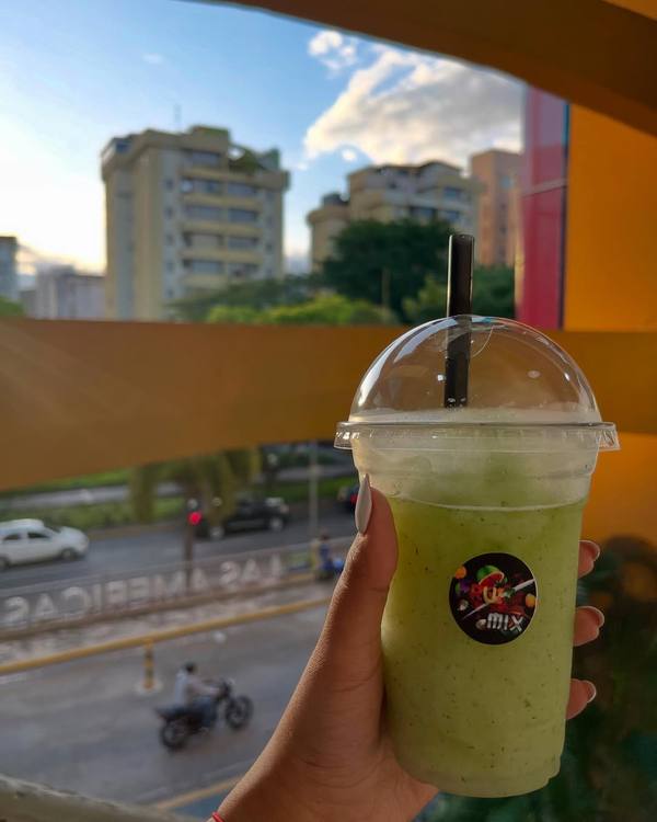 Limonada con hierbabuena