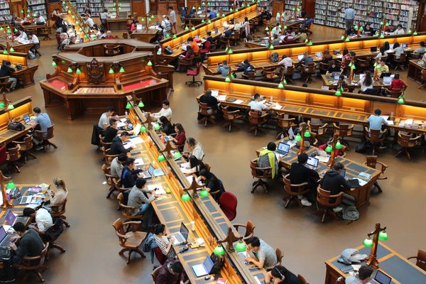 Library of independent workers 