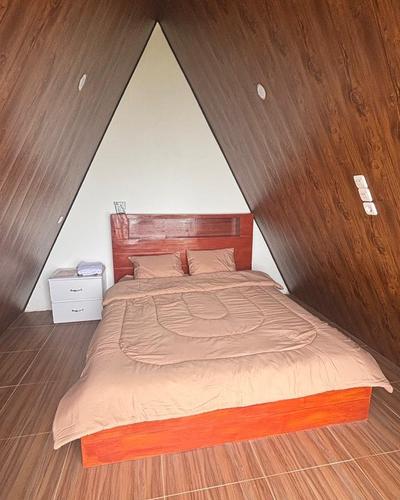 galeri Cabin Sanctuary Sunset segitiga 3