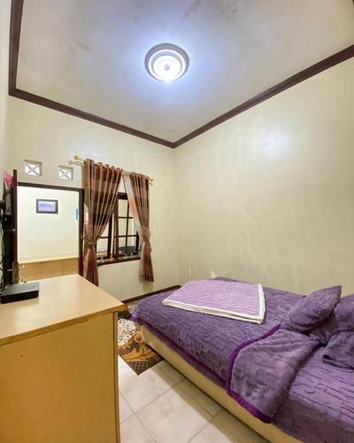 galeri Homestay 12 kamar  Dekat Candi Arjuna ~Mawarmerah Syariah 1