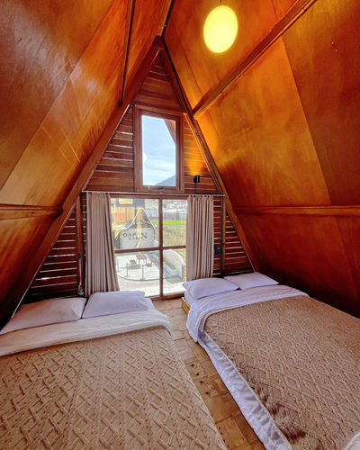 galeri Cabin Muchit Dieng  strategis dekat  0KM Dieng 5