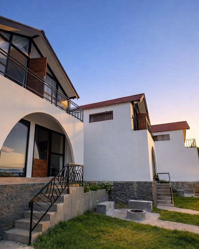 galeri Villa Dieng Oberon Skoter 2