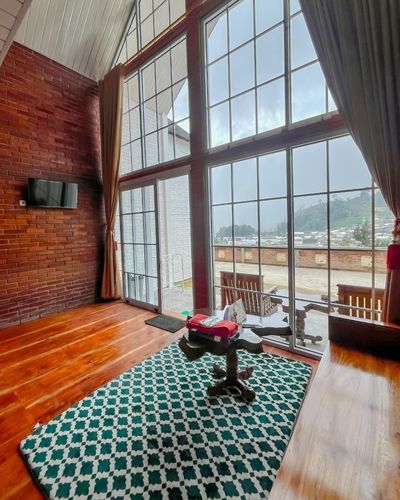 galeri Ana White Cabin Dieng 1