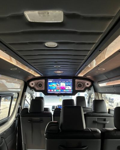 galeri Sewa Hiace Premio jemput Wonosobo 2