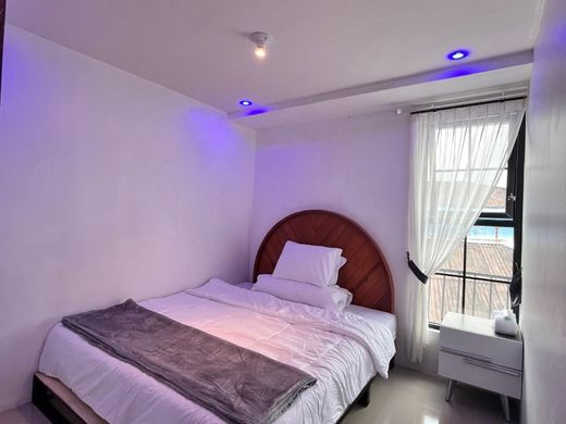 Cabin Mezza 2