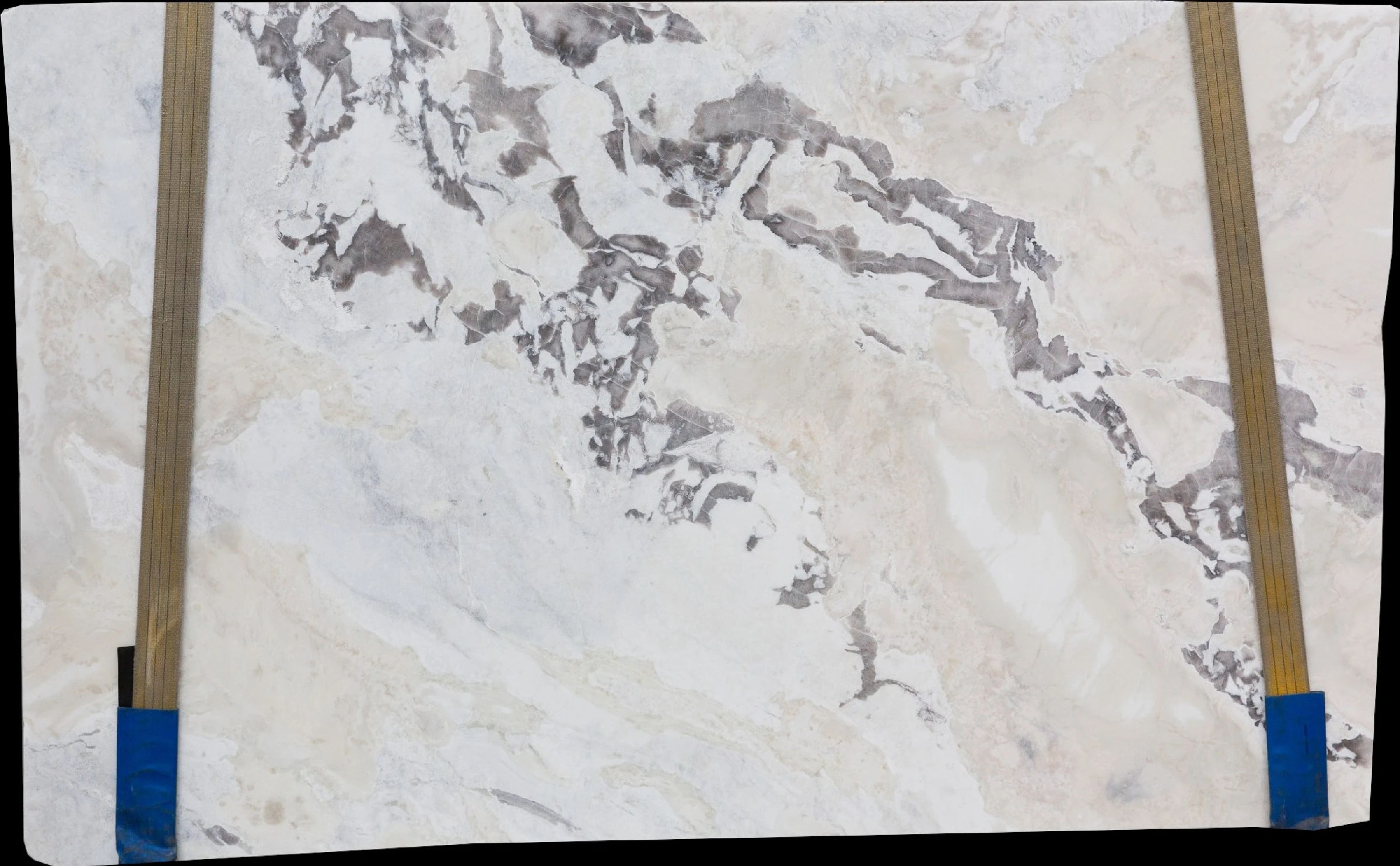 Dover White Granite Slabs for Wall Cladding - 230159