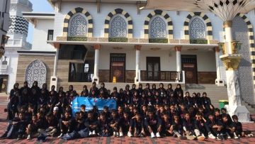 Liburan Unik Anti-Mainstream: Mengapa Kampung Inggris Pare Cocok Jadi Destinasi Wisata Edukasi Anda