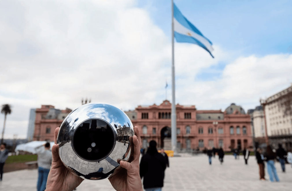 Worldcoin se expande en Argentina y suma más integraciones