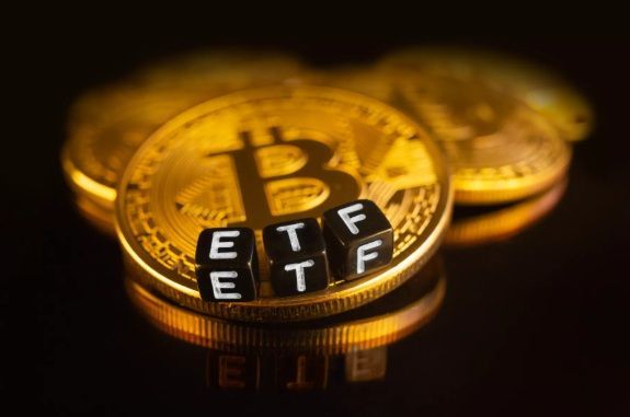 Los ETF de Bitcoin impulsan los ingresos cripto