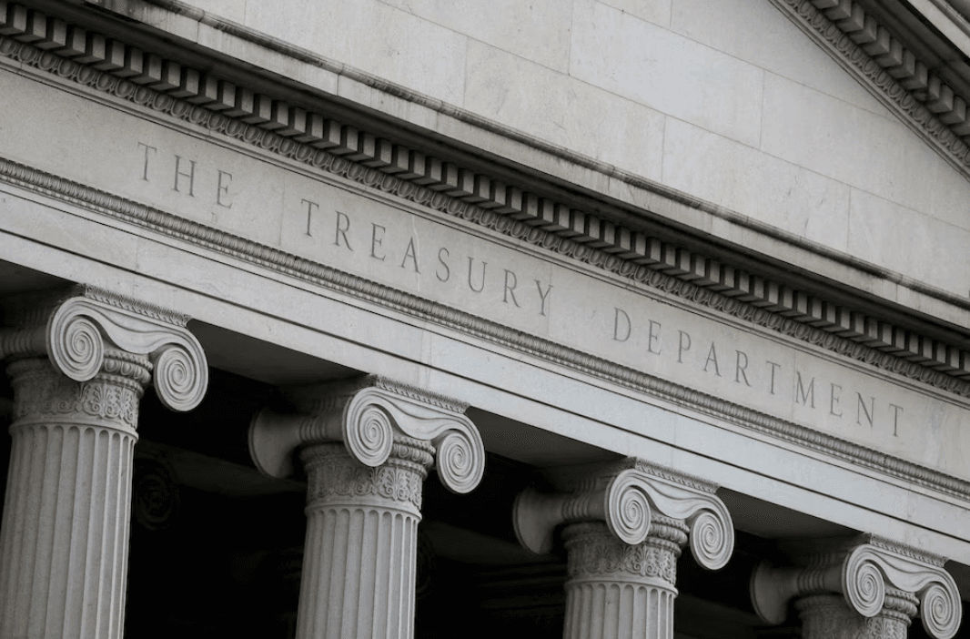 Estados Unidos utilizó IA para recuperar USD 4.000 millones en fraudes