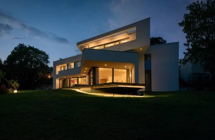 Reflection House — Decofy Studios