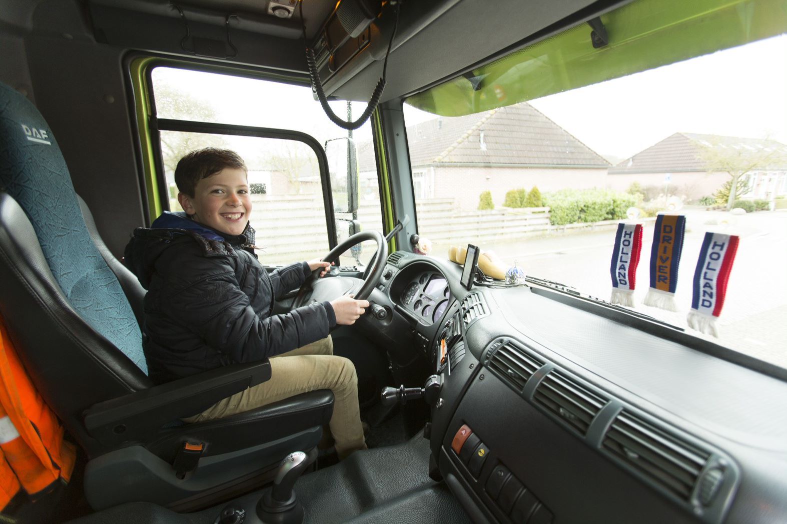 Gevraagd: theorie lesgever Veilig op weg! Blijf uit de dode hoek.