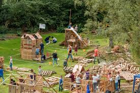 Projectvrijwilligers 'Houtdorp'