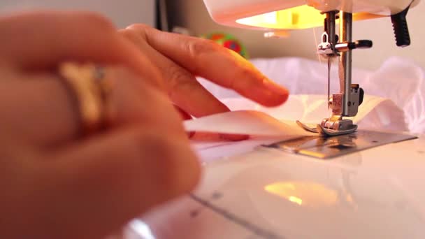 Vacature alert: Naai vrijwilligster gezocht!! 