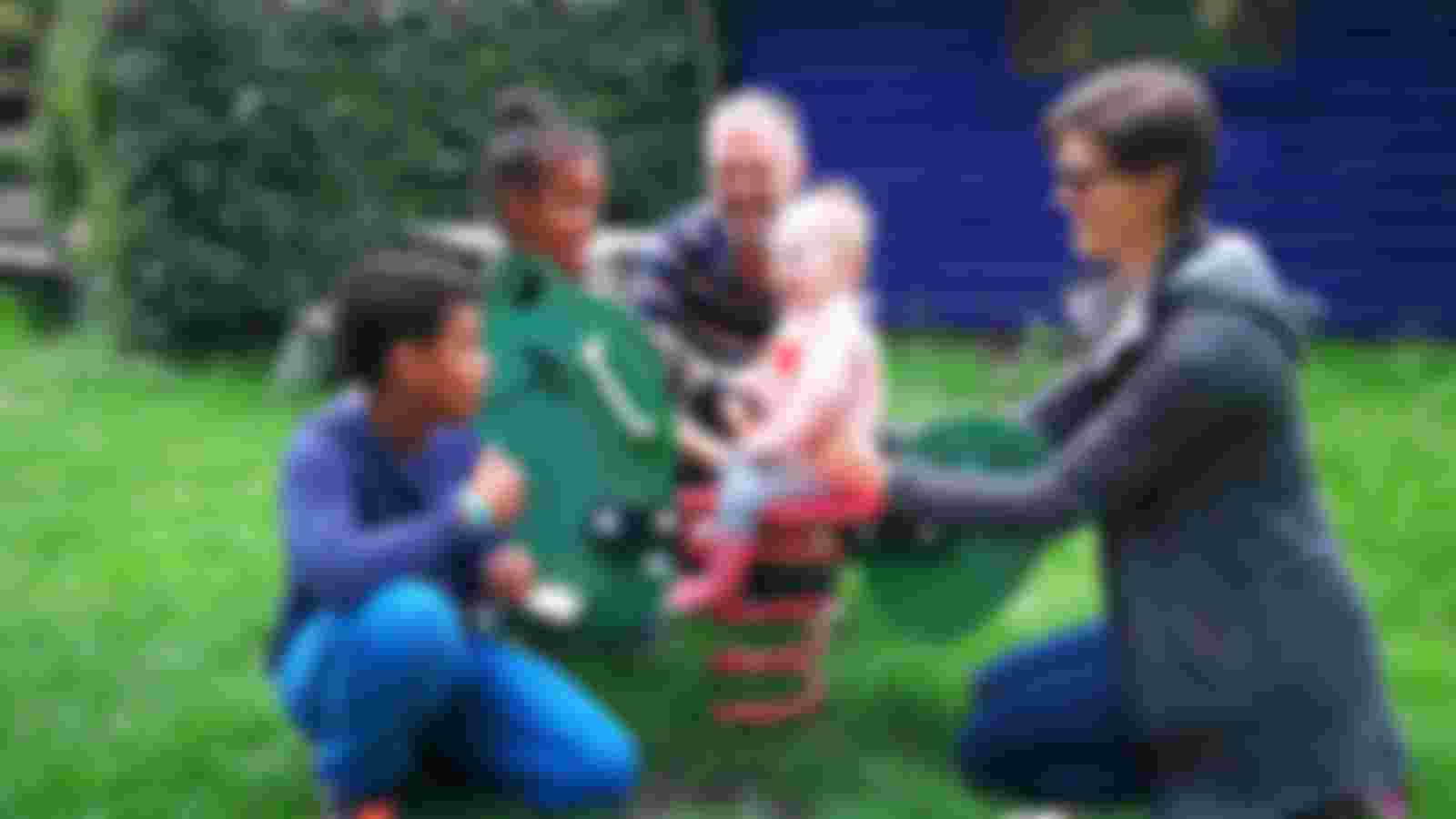 Bezorgen jullie Anouk (10), Lars (8) en Mats (4) een leuke middag ? 