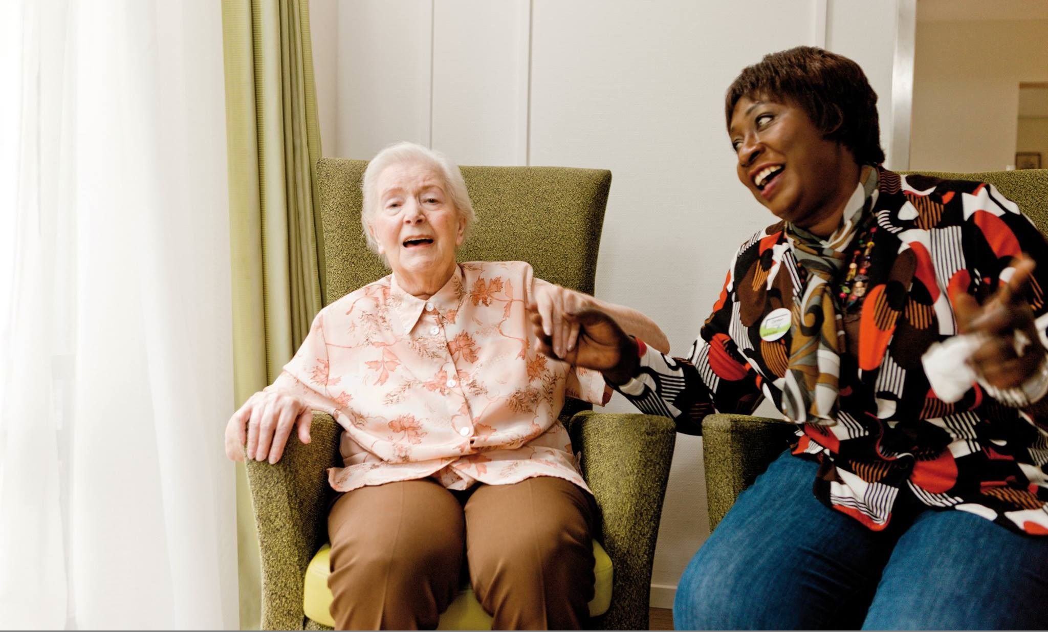 Word jij gastvrouw/heer in een huiskamer voor mensen met dementie?