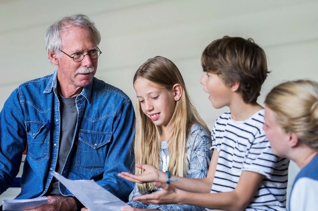 Meester Joost, wilt u me komen helpen ?