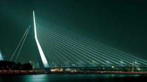 Earth Hour met Andre Kuipers bij de Erasmusbrug!