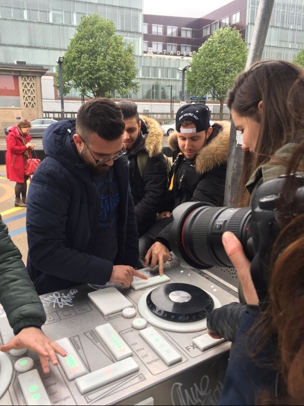 Think up and execute your own project during Wake up your mind!