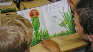 Become a reading supervisor for children in primary school!