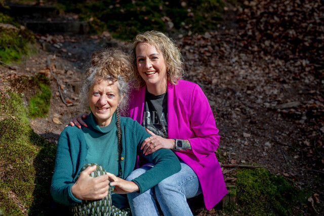 Petra, an elderly lady, is looking for company