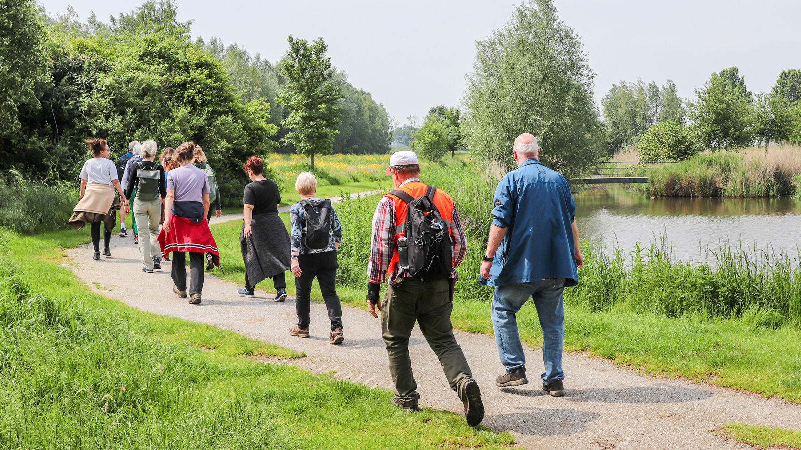 Meelopen met onze wandelgroep