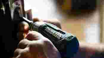 Voor een basisschool in Laak zoeken we 'handige handen'