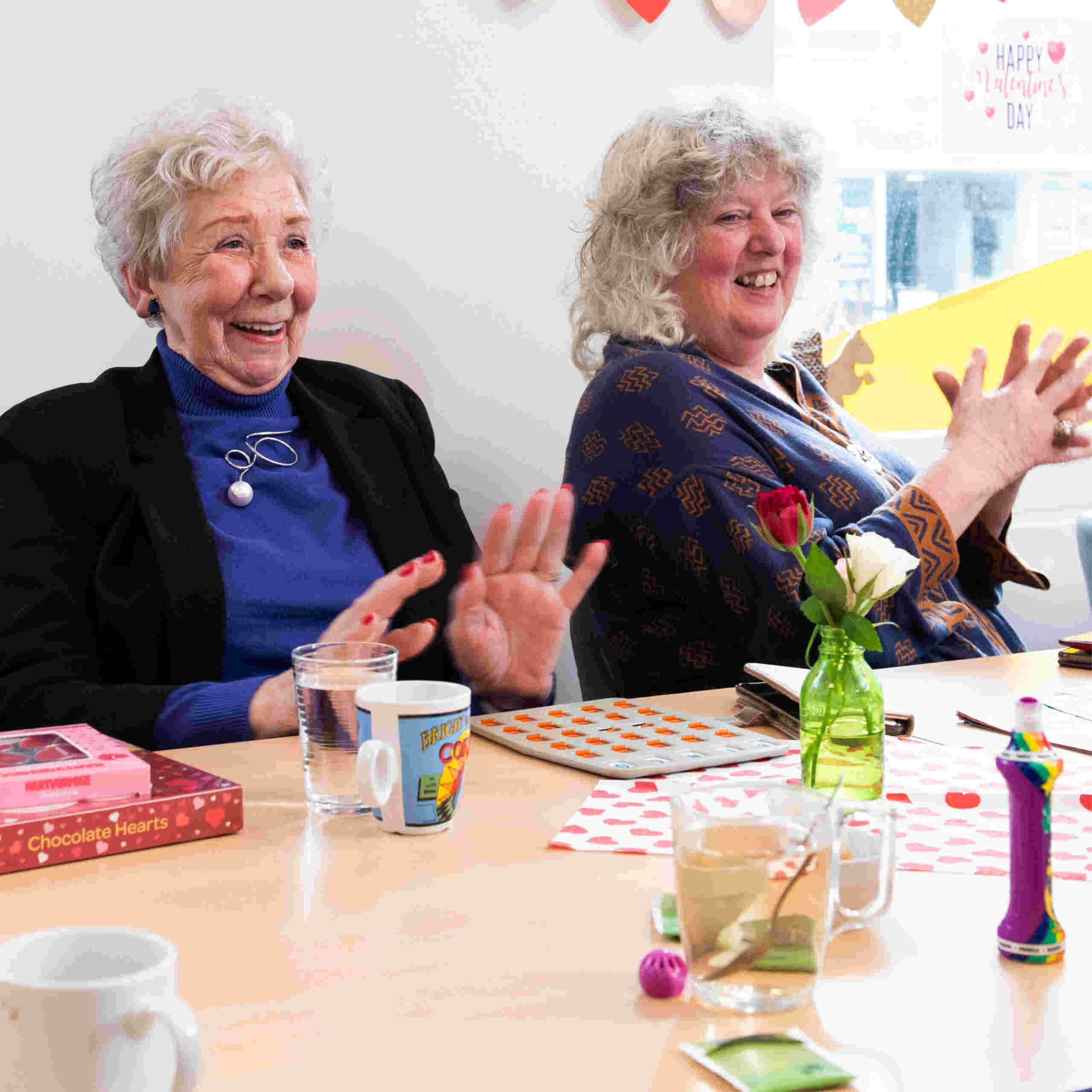 Zet jouw positiviteit in voor ouderen