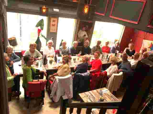 Ontmoeten tijdens Happy Hour