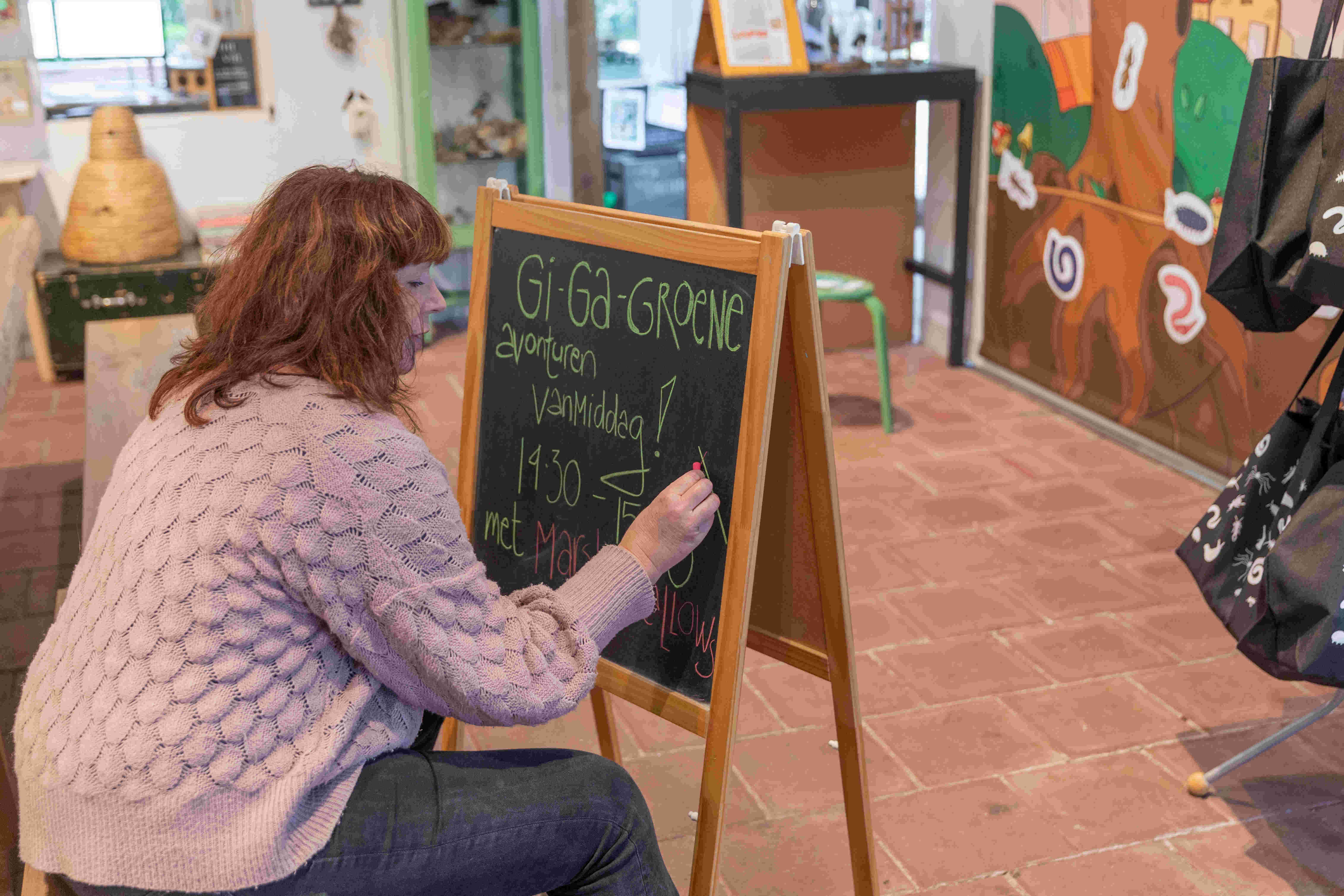 Vind je het leuk om bezoekers te verwelkomen in het MEC?